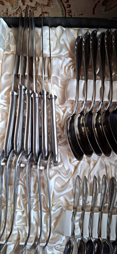 Komplett besteckset koffer - komplett-besteckset, im