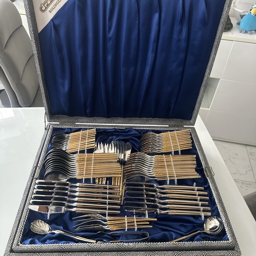 Besteckkoffer drache solingen - drache,